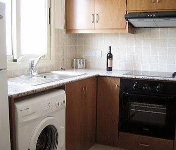 Riverside Ξενοδοχείο *